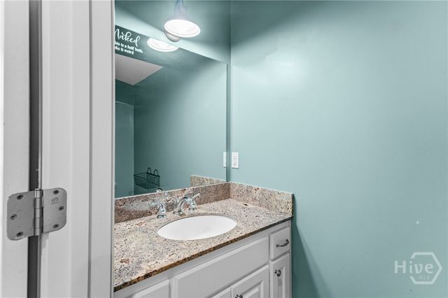 75 Jacobs Circle, Richmond Hill, GA 31324