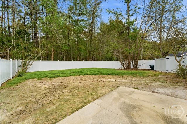 75 Jacobs Circle, Richmond Hill, GA 31324