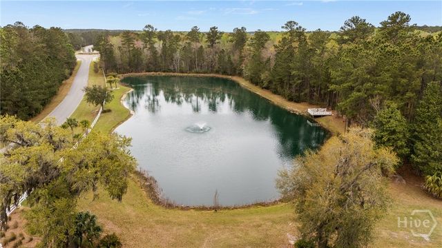 75 Jacobs Circle, Richmond Hill, GA 31324