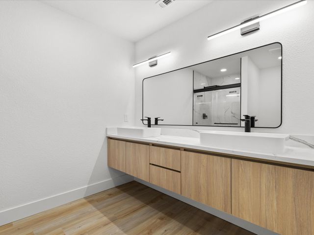 2726 Ridgewood Street, Irving, TX 75062