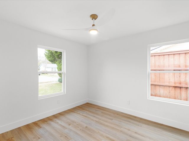 2726 Ridgewood Street, Irving, TX 75062