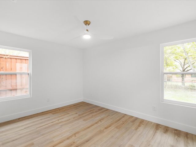 2726 Ridgewood Street, Irving, TX 75062