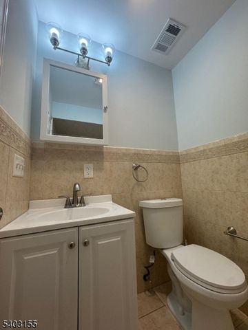 1057 Bond St, Elizabeth City, NJ 07201