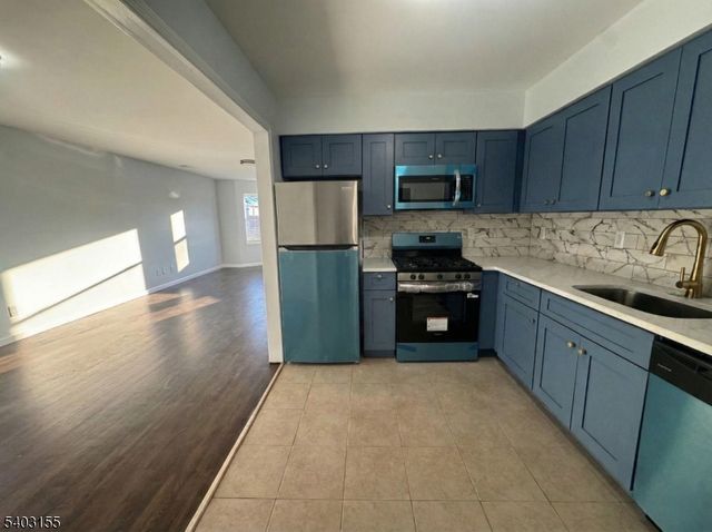 1057 Bond St, Elizabeth City, NJ 07201