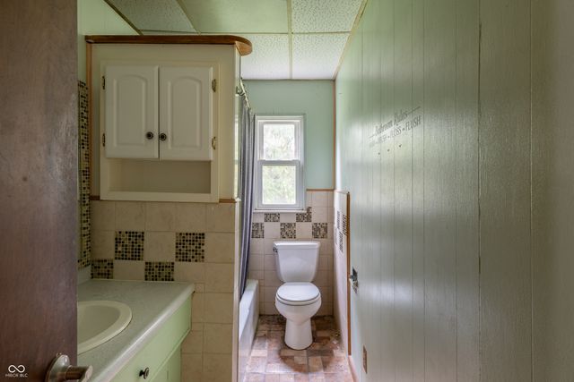 607 W North Street, Fremont, IN 46737