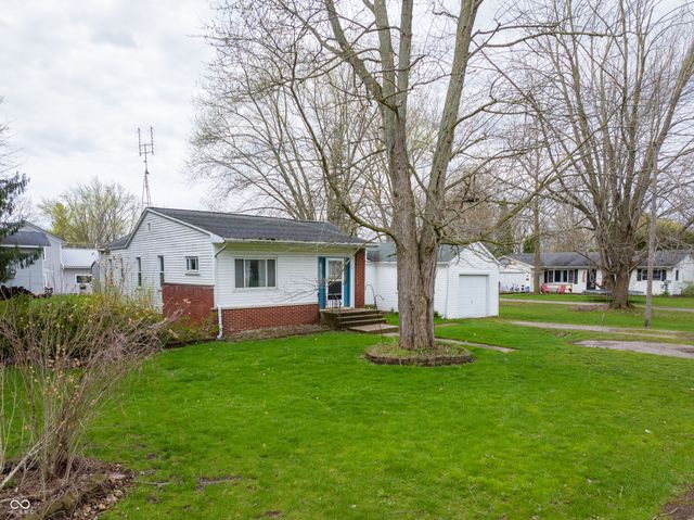 607 W North Street, Fremont, IN 46737