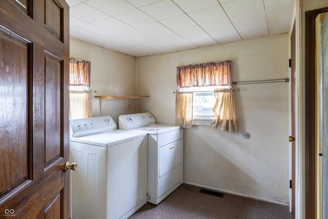 607 W North Street, Fremont, IN 46737