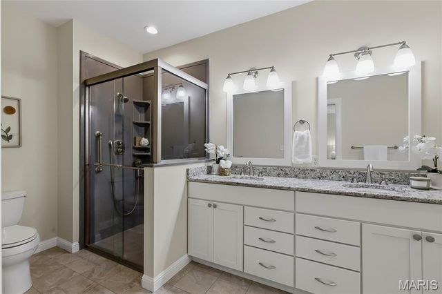 1600 Baxter Forest Ridge Court, Chesterfield, MO 63005