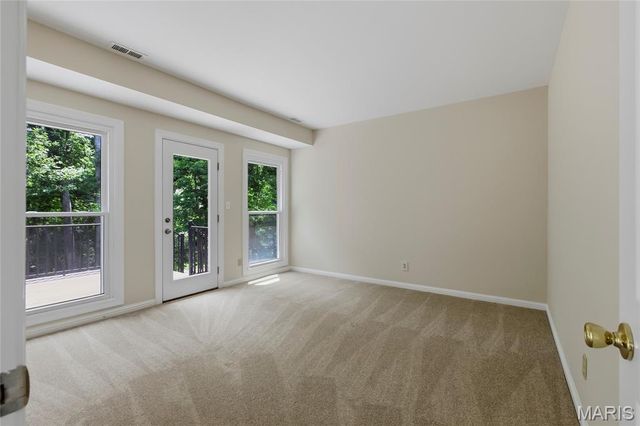 1600 Baxter Forest Ridge Court, Chesterfield, MO 63005