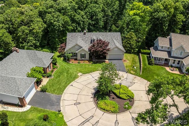 1600 Baxter Forest Ridge Court, Chesterfield, MO 63005