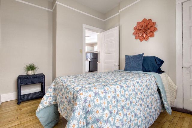 1567 S 83rd STREET, West Allis, WI 53214