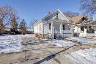 1567 S 83rd STREET, West Allis, WI 53214