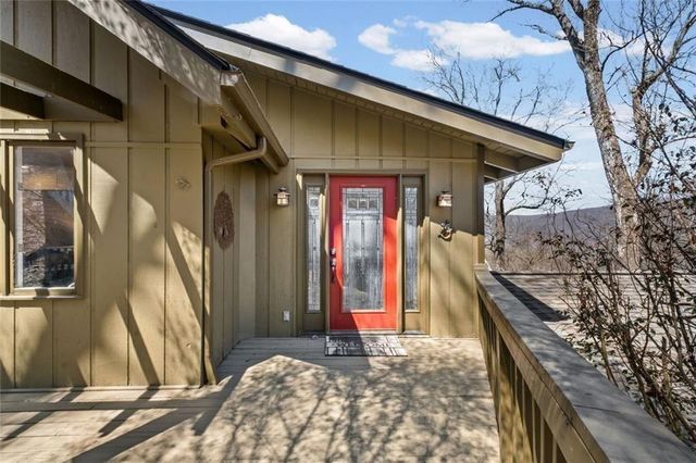 360 Locust Trail, Jasper, GA 30143