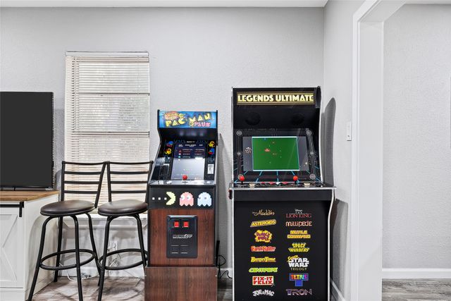 1900 N 6th Street, Waco, TX 76708