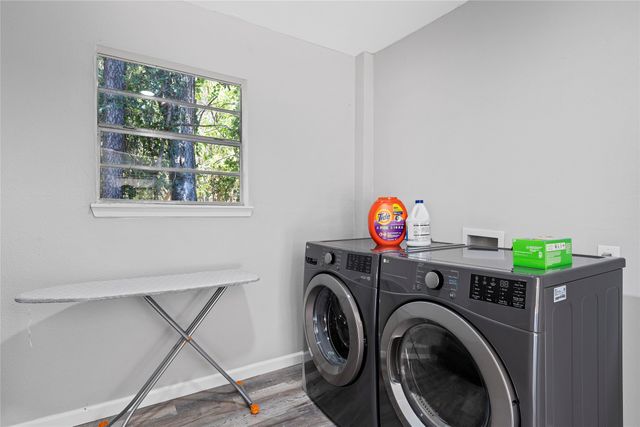 1900 N 6th Street, Waco, TX 76708