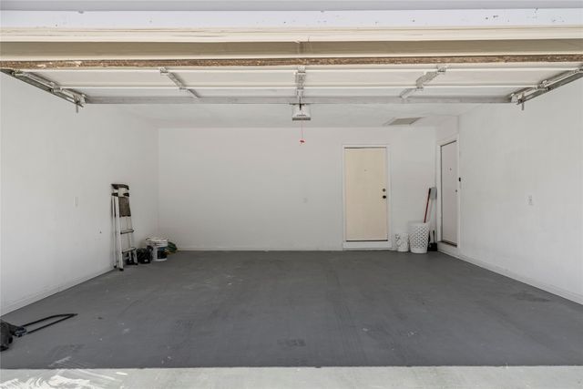 1900 N 6th Street, Waco, TX 76708