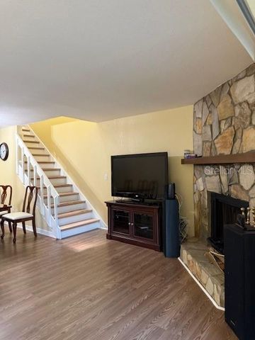 400 S HOWARD AVENUE, Lakeland, FL 33815