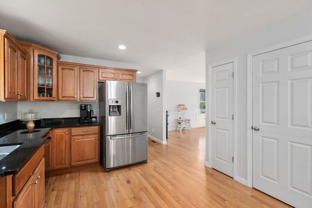 45 Cinnamon Ridge Cir, Middleboro, MA 02346