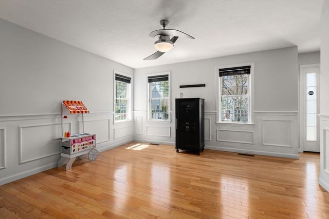 45 Cinnamon Ridge Cir, Middleboro, MA 02346