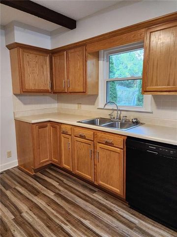 5304 Frederick Boulevard, St Joseph, MO 64506