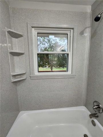 5304 Frederick Boulevard, St Joseph, MO 64506