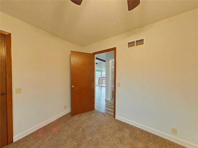 5304 Frederick Boulevard, St Joseph, MO 64506