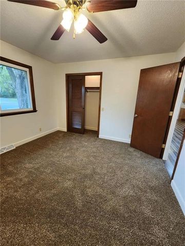 5304 Frederick Boulevard, St Joseph, MO 64506