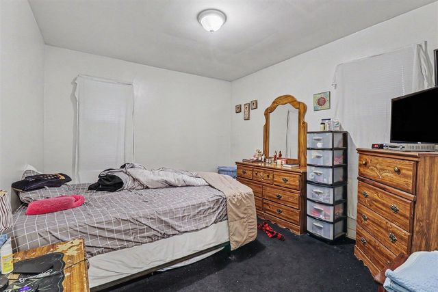 28438 Glenwood Street, Inkster, MI 48141