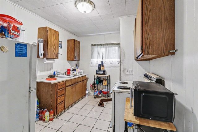 28438 Glenwood Street, Inkster, MI 48141