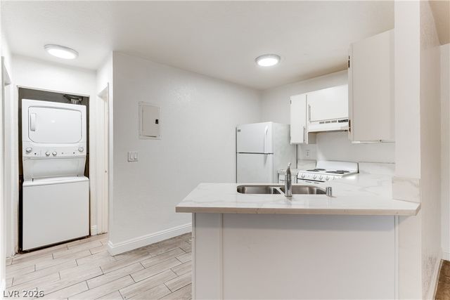 510 Elm Drive 105, Las Vegas, NV 89169