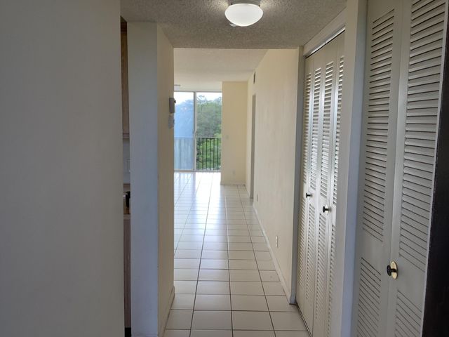 7730 NW 50th Street Unit 510, Lauderhill, FL 33351