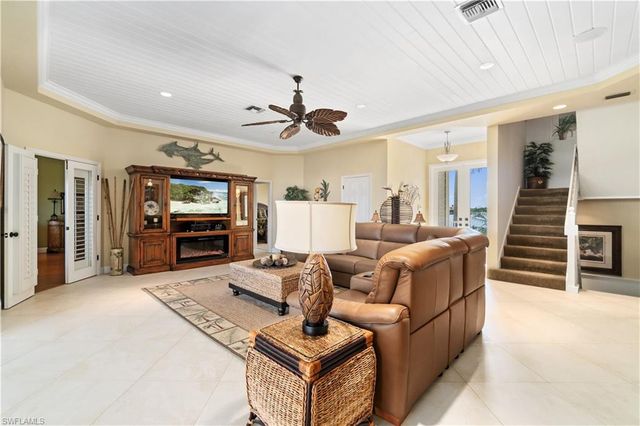 197 San Mateo DR, Bonita Springs, FL 34134
