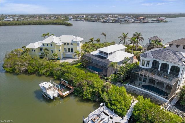 197 San Mateo DR, Bonita Springs, FL 34134