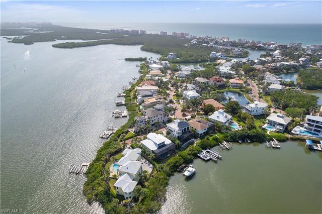 197 San Mateo DR, Bonita Springs, FL 34134