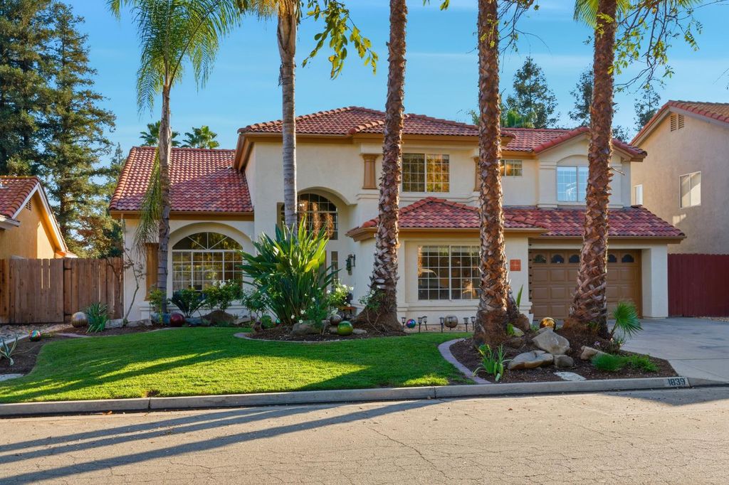 Image 3 of property listing at 1839 E Cole, Fresno, CA 93720