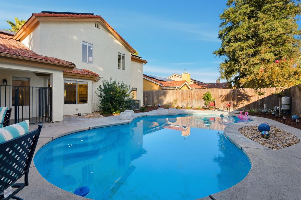 Image 53 of property listing at 1839 E Cole, Fresno, CA 93720