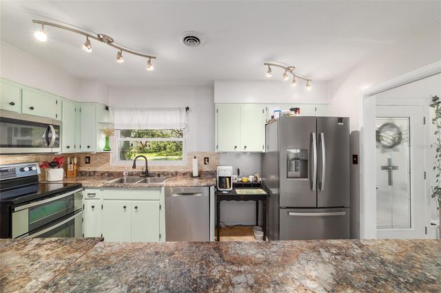 219 SE 20TH TERRACE, Ocala, FL 34471