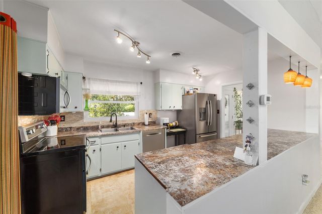 219 SE 20TH TERRACE, Ocala, FL 34471