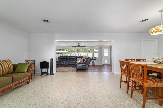 219 SE 20TH TERRACE, Ocala, FL 34471