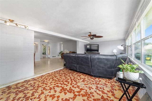 219 SE 20TH TERRACE, Ocala, FL 34471