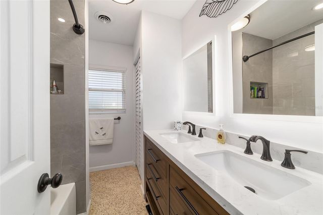 219 SE 20TH TERRACE, Ocala, FL 34471