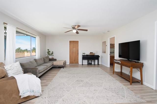 500 Beaumont Drive, Vista, CA 92084