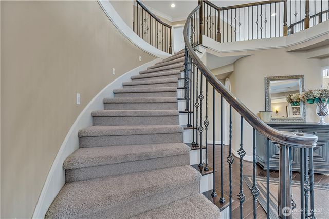 21256 39th Street Ct E, Lake Tapps, WA 98391