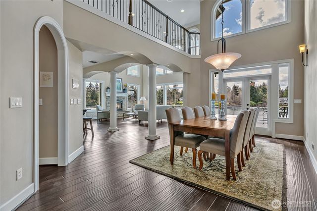 21256 39th Street Ct E, Lake Tapps, WA 98391