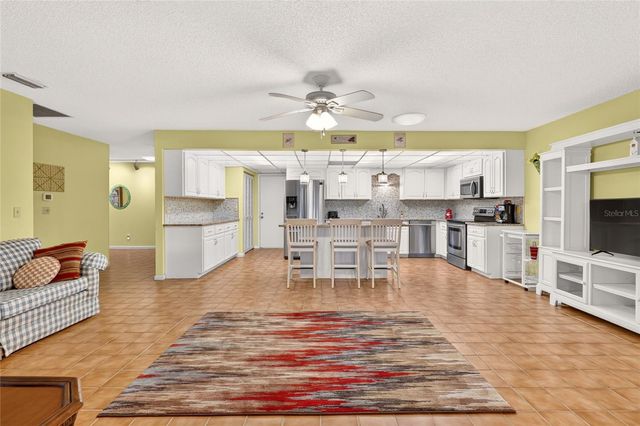 9257 SW 82ND TERRACE H, Ocala, FL 34481