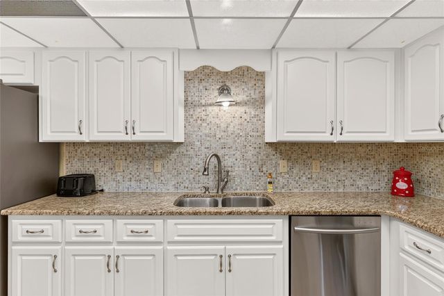 9257 SW 82ND TERRACE H, Ocala, FL 34481