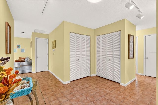 9257 SW 82ND TERRACE H, Ocala, FL 34481