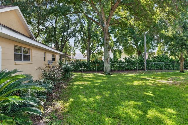 9257 SW 82ND TERRACE H, Ocala, FL 34481