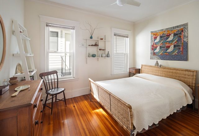 9 Sanborn Ave, Somerville, MA 02143