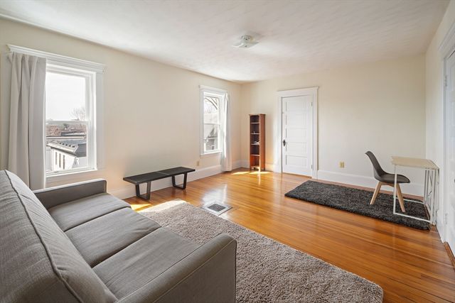 9 Sanborn Ave, Somerville, MA 02143